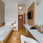 Dvorec Hotel 3*