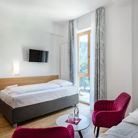 Otel Dvorec