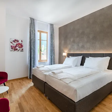 Dvorec Tolmin