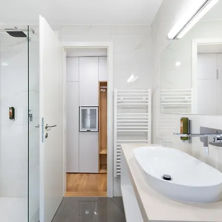 Dvorec Hotel