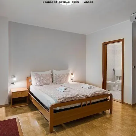 Dvorec Hotel Tolmin