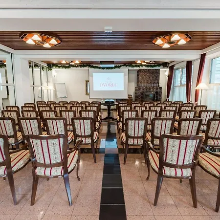 Dvorec Hotel
